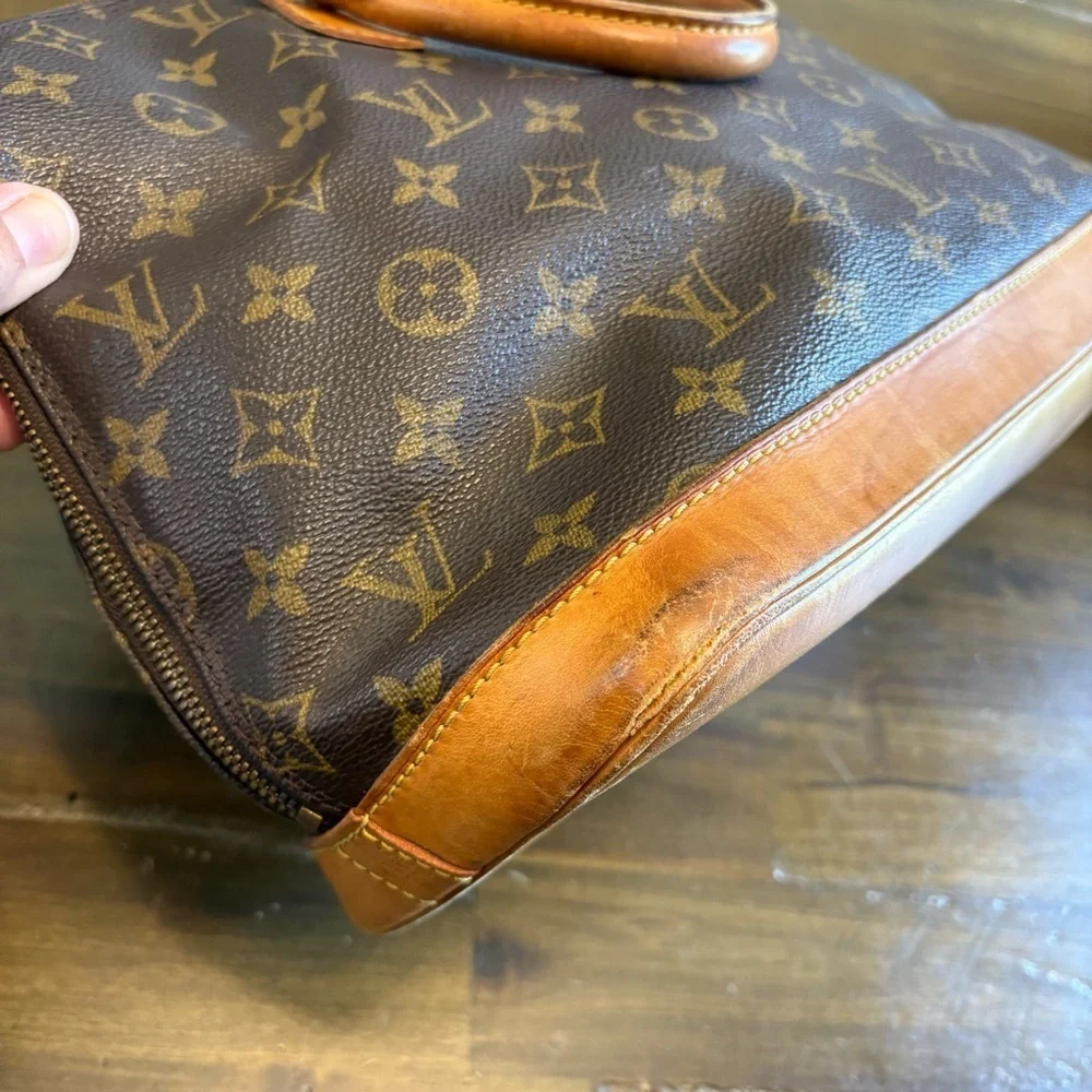LV Louis Vuitton Vintage Alma PM Canvas Monogram Leather Tote Classic Lock